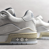 Trainer White and Cream