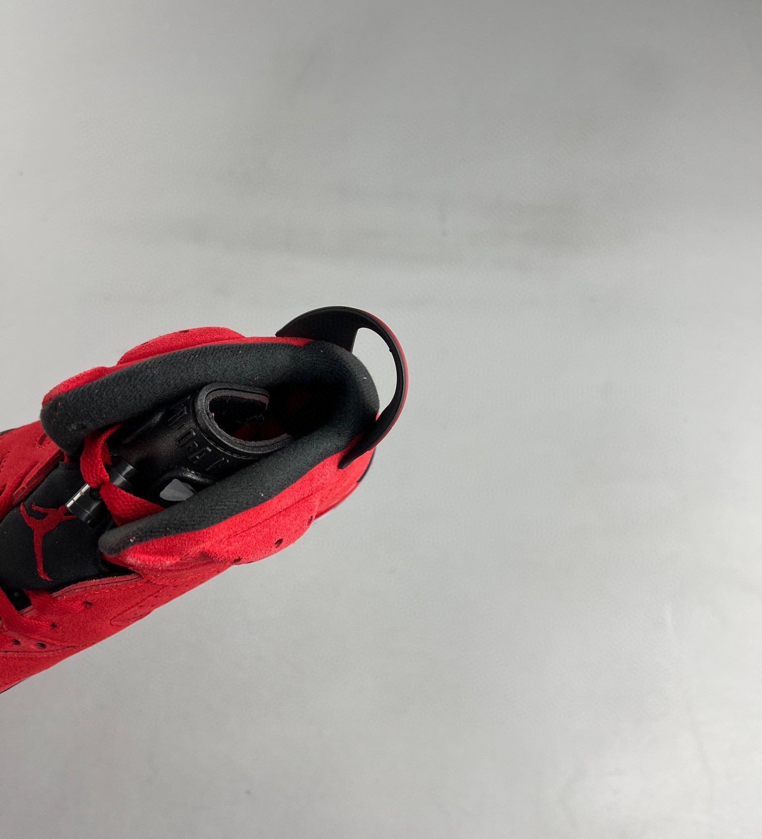 AJ6 Raging Bul
