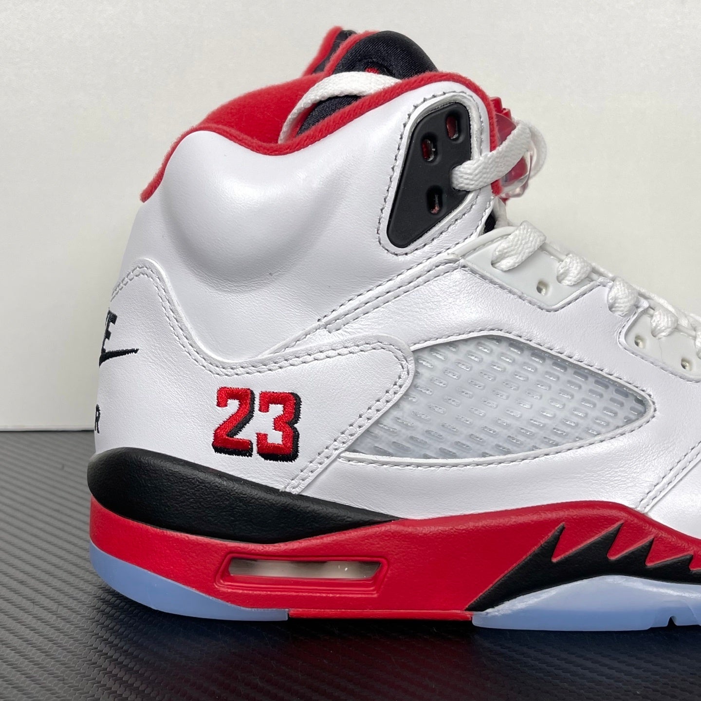 AJ 5 Fire Red Black Tongue