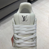 Trainer White and Grey