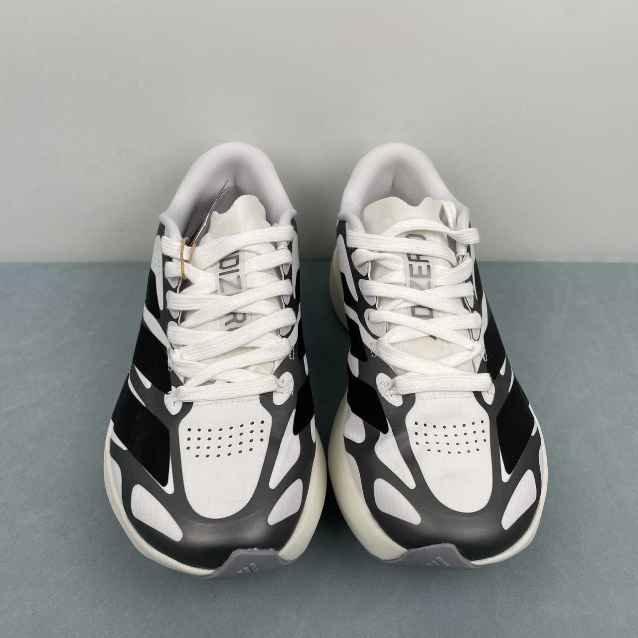 Evo SL White Black Iron