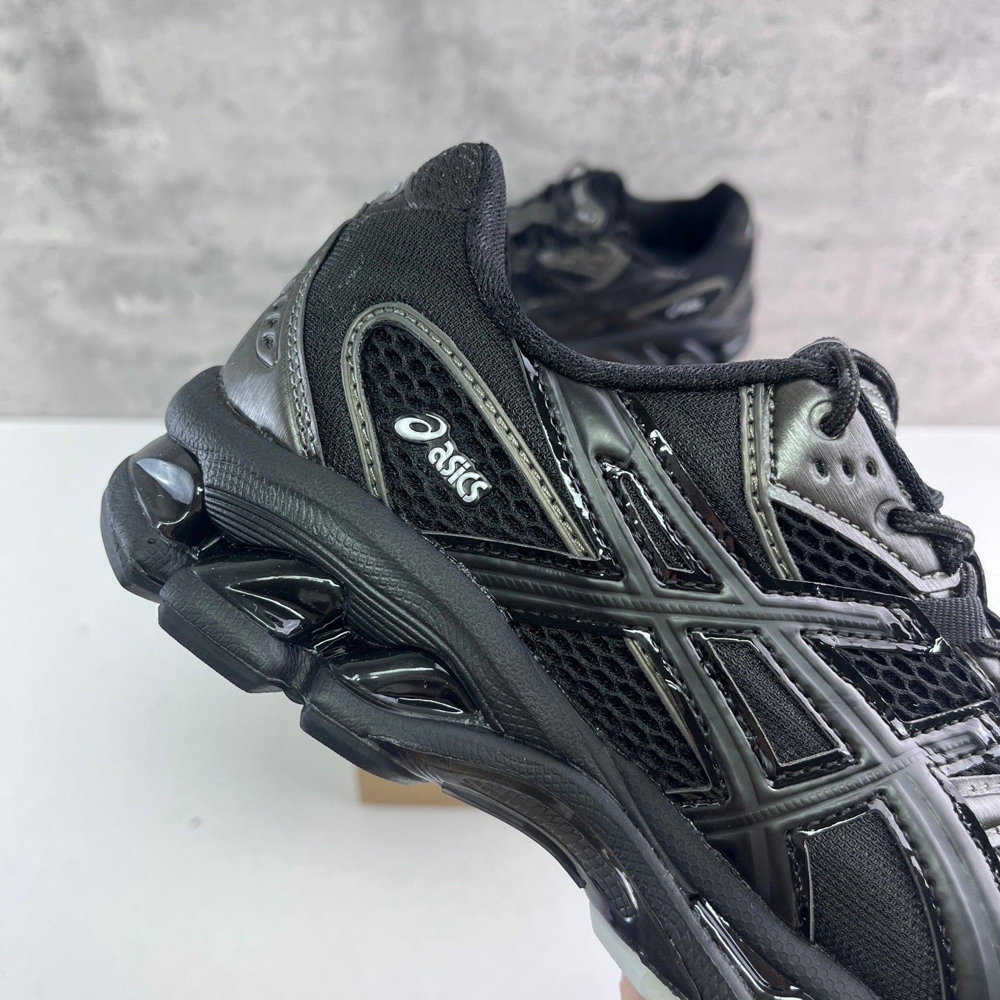 GEL-NIMBUS 10.1 Black/DarkGrey