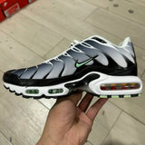 TN Black Mint Green