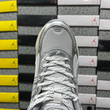 Gel-Kinetic Fluent White and Silver