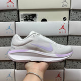 Winflo 11 White Lilac Bloom