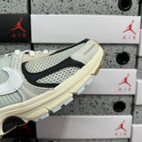 Vomero 5 White Light Bone