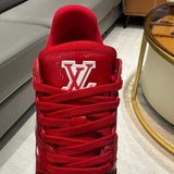 Trainer Red