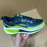 Vomero 18 Gore-Tex Seaweed/Light Liquid Lime