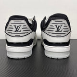 Trainer White and Black