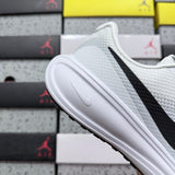 Revolution 8 White