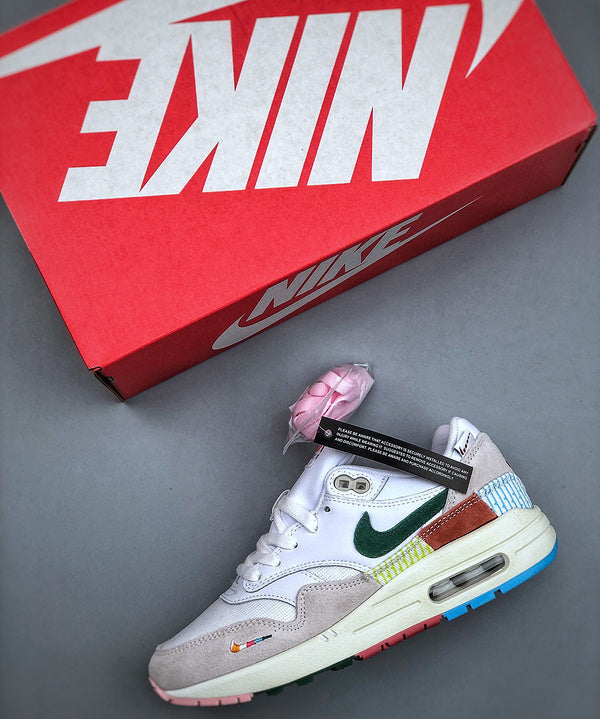 Air Max 1 All Petals United
