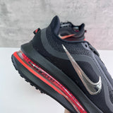 Pegasus Premium Black/Red