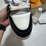 Trainer White and Orange