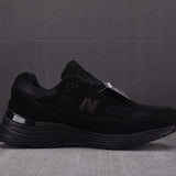 992 Triple Black