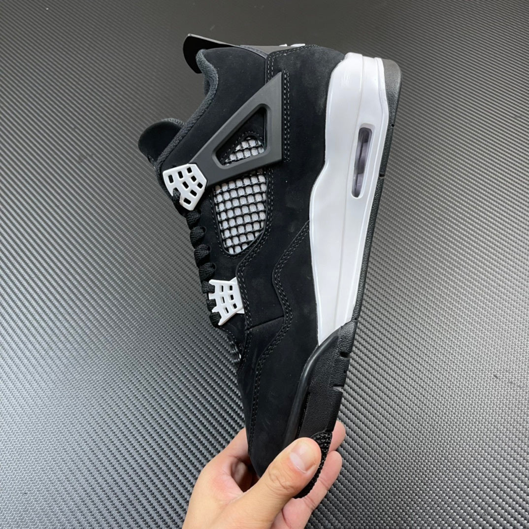 AJ4 Retro White Thunder