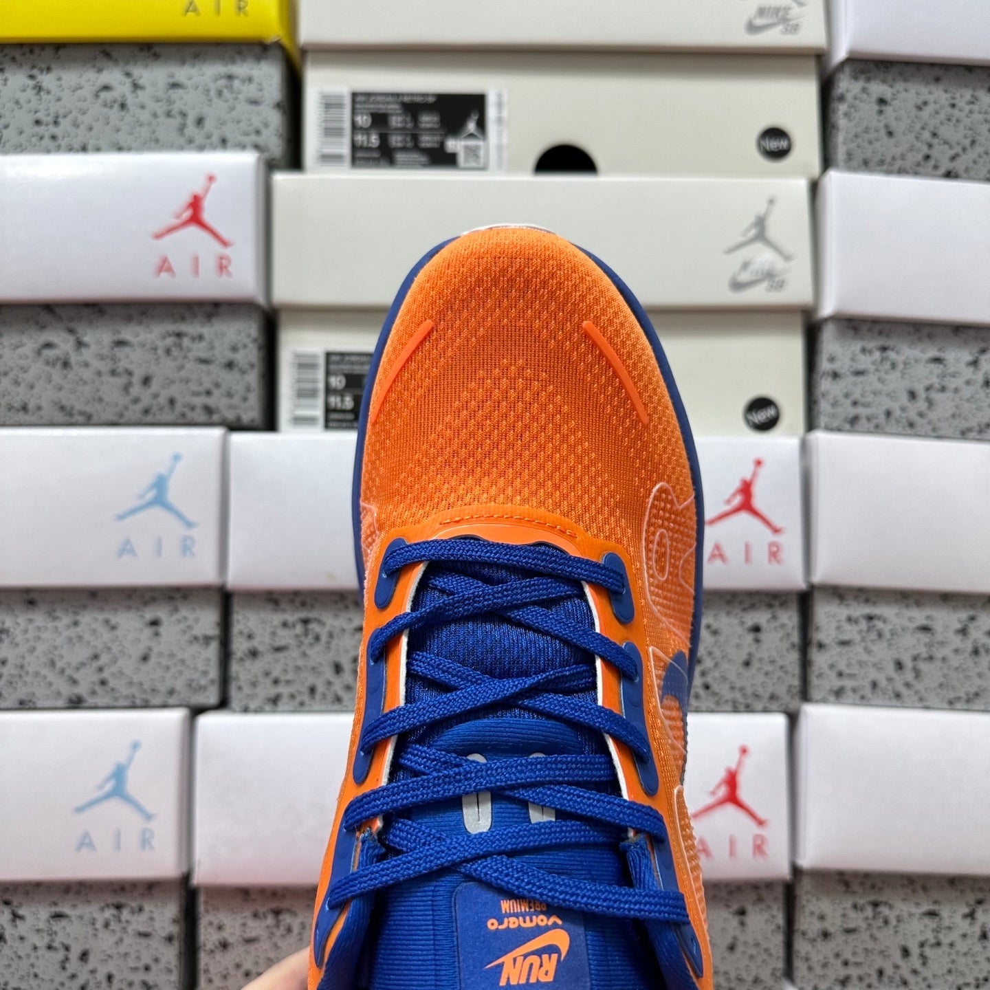 Vomero Premium Orange/Blue