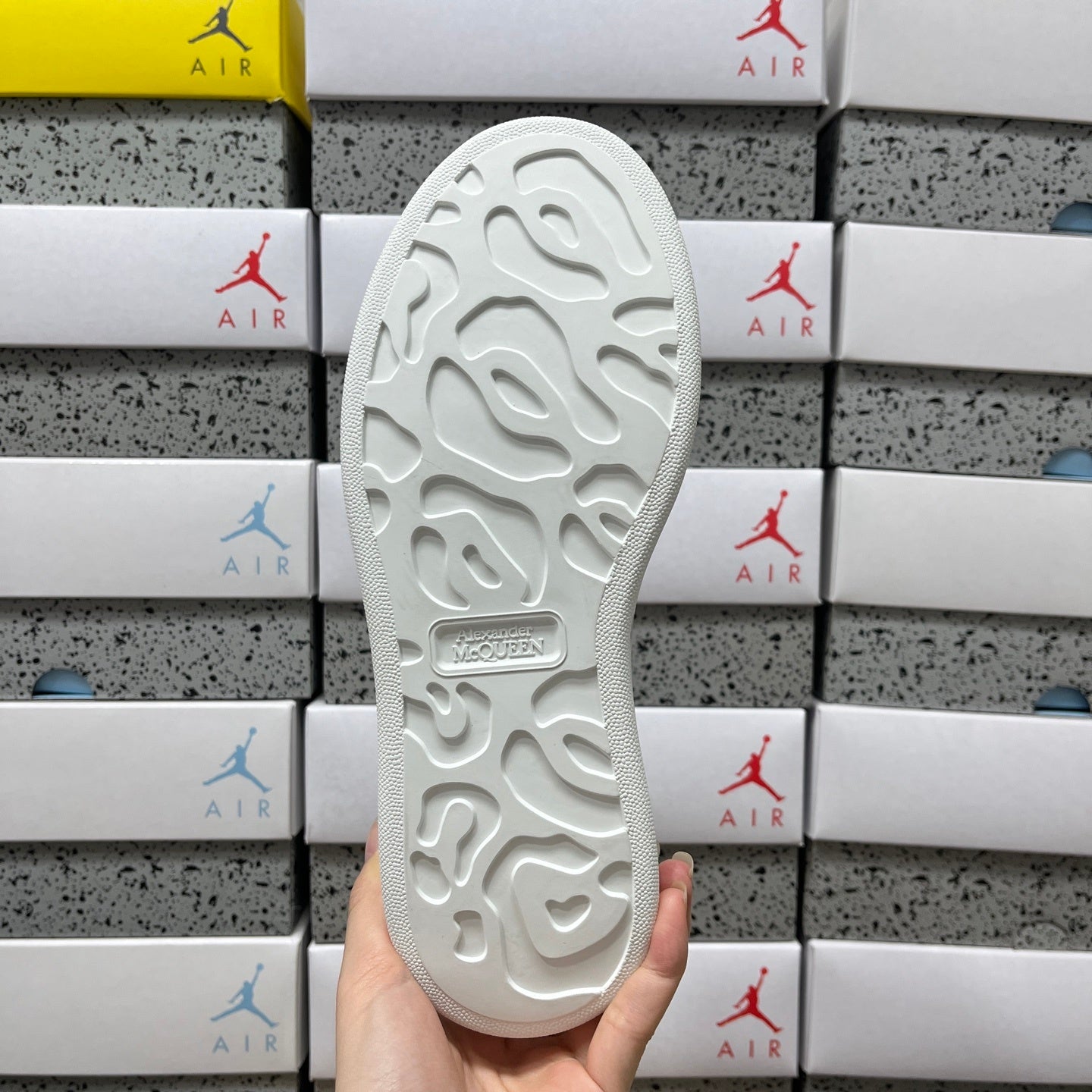 Alexander McQueen Low Gold White Drip Sneakers