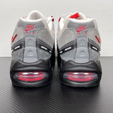 95 Undefeated Black Red