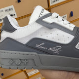 Trainer White and Grey