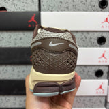 Vomero 5 Brown