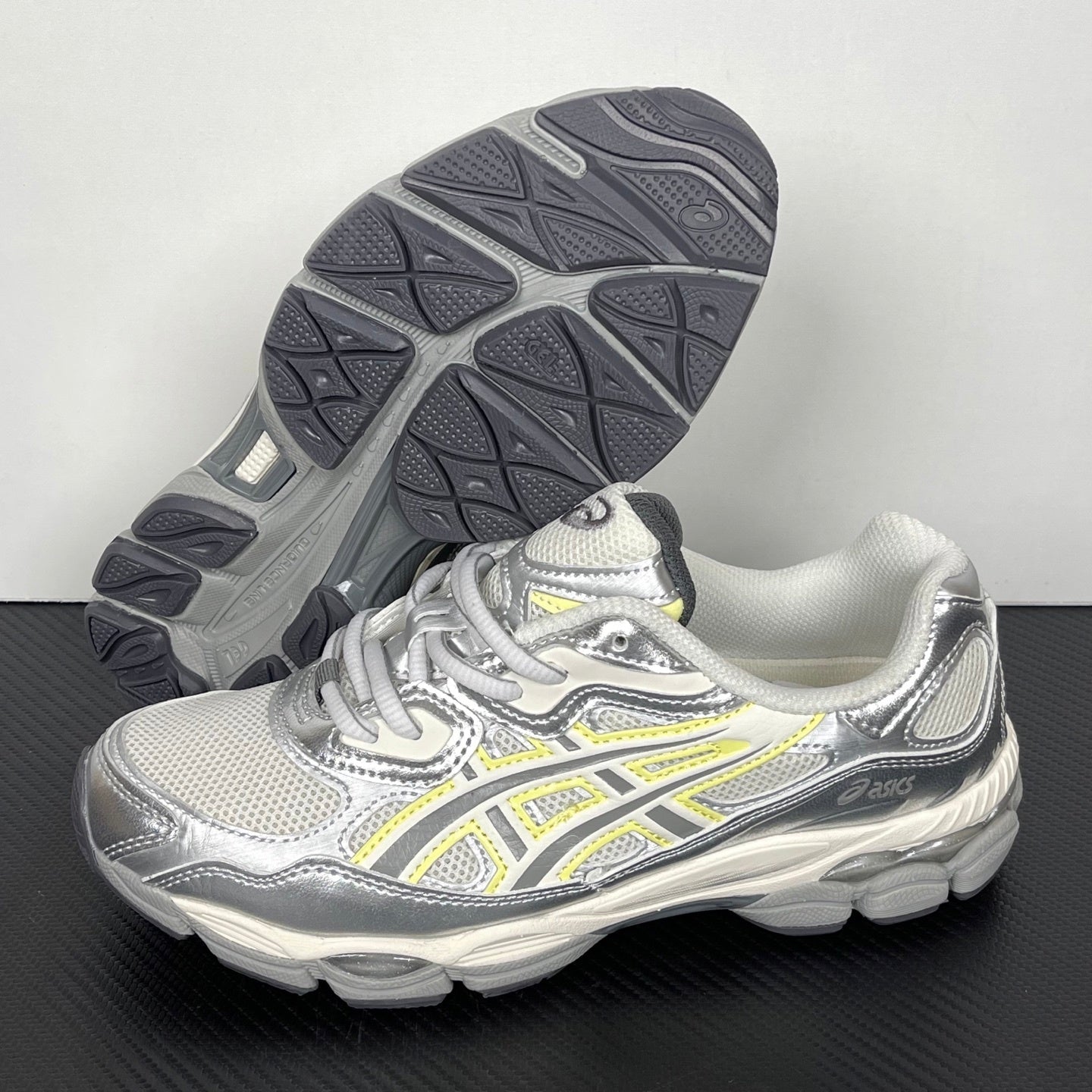 Gel Nyc Silver Yellow
