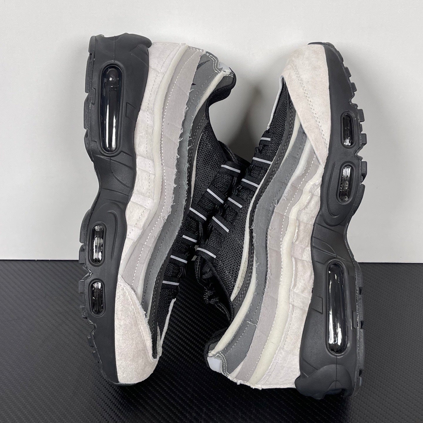95 Comme des Garçons Black Grey