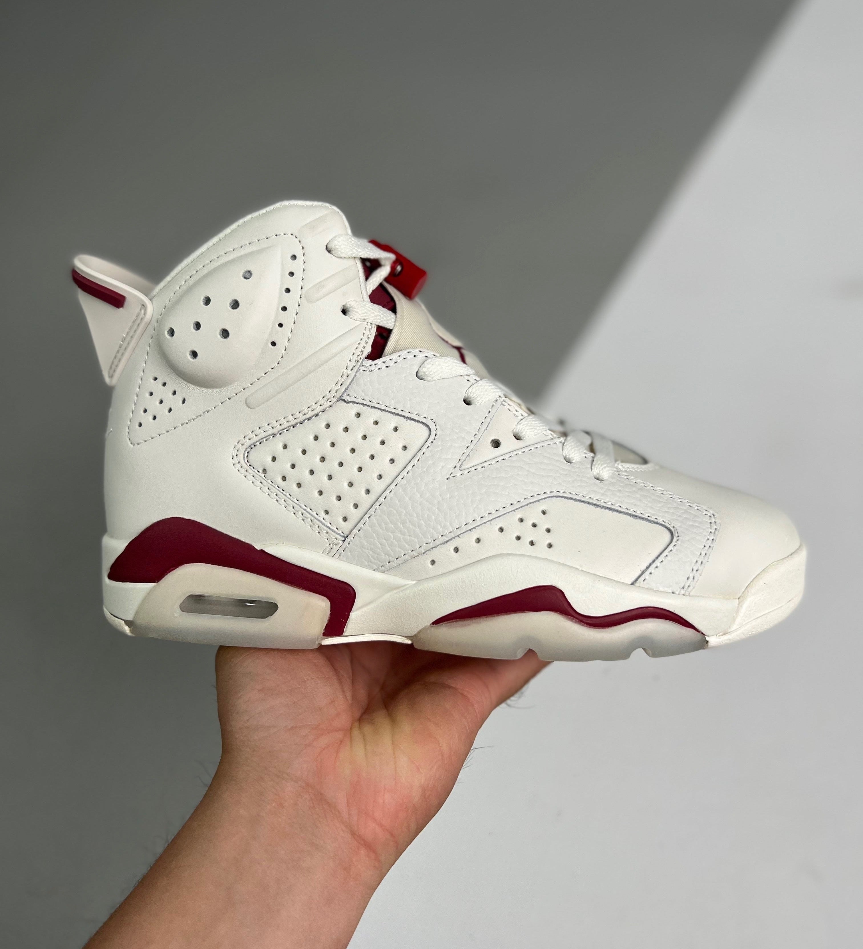 AJ6 Retro Maroon