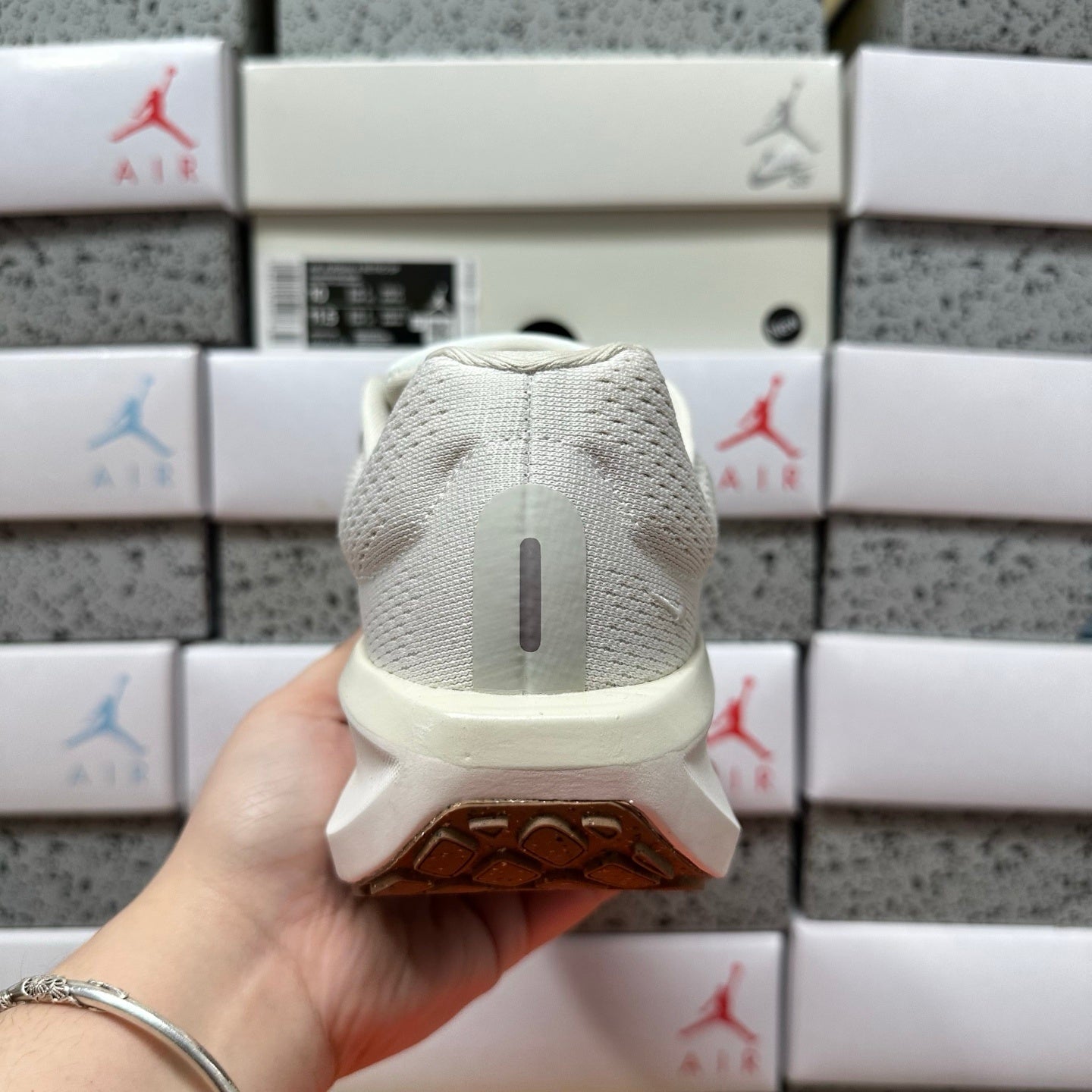 Winflo 11 White Gold