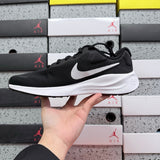 Winflo 8 Black/White