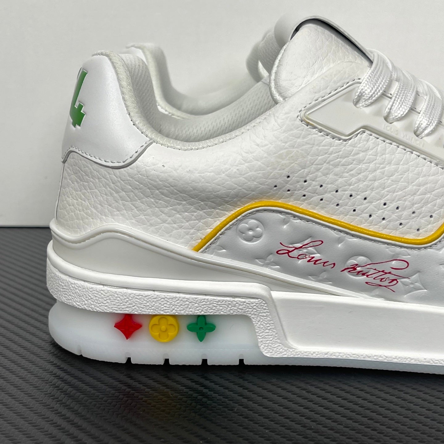 Trainer White and Yellow