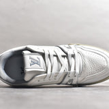 Trainer White and Cream