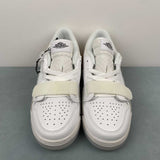 Legacy 312 Summit White / Light Bone