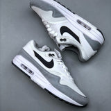 Air Max 1 White Black