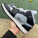 AJ1 MID Black Chrome