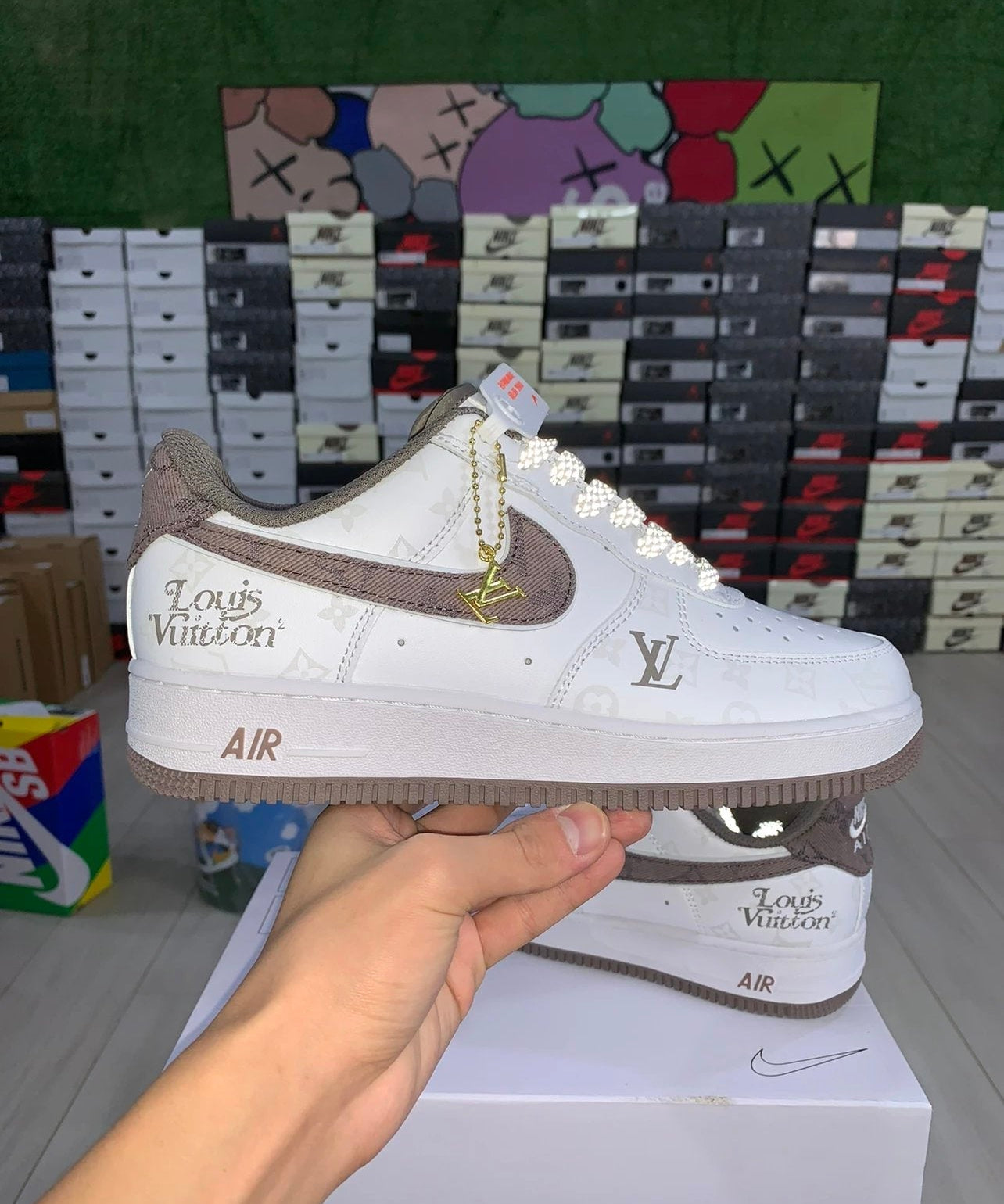 AF1 x LV Branco e Castanho