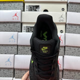 Vomero Premium Black