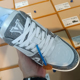 Trainer Grey Crystal