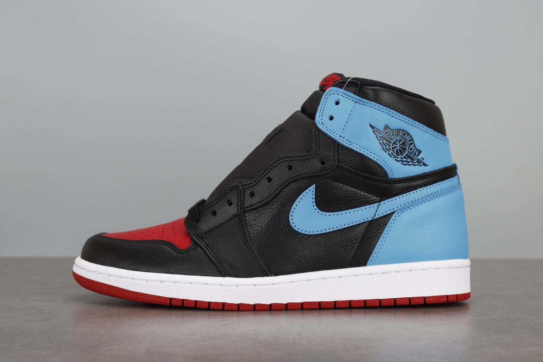 AJ1 High UNC to Chicago