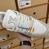 Trainer Beige and White