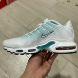 TN White and Green