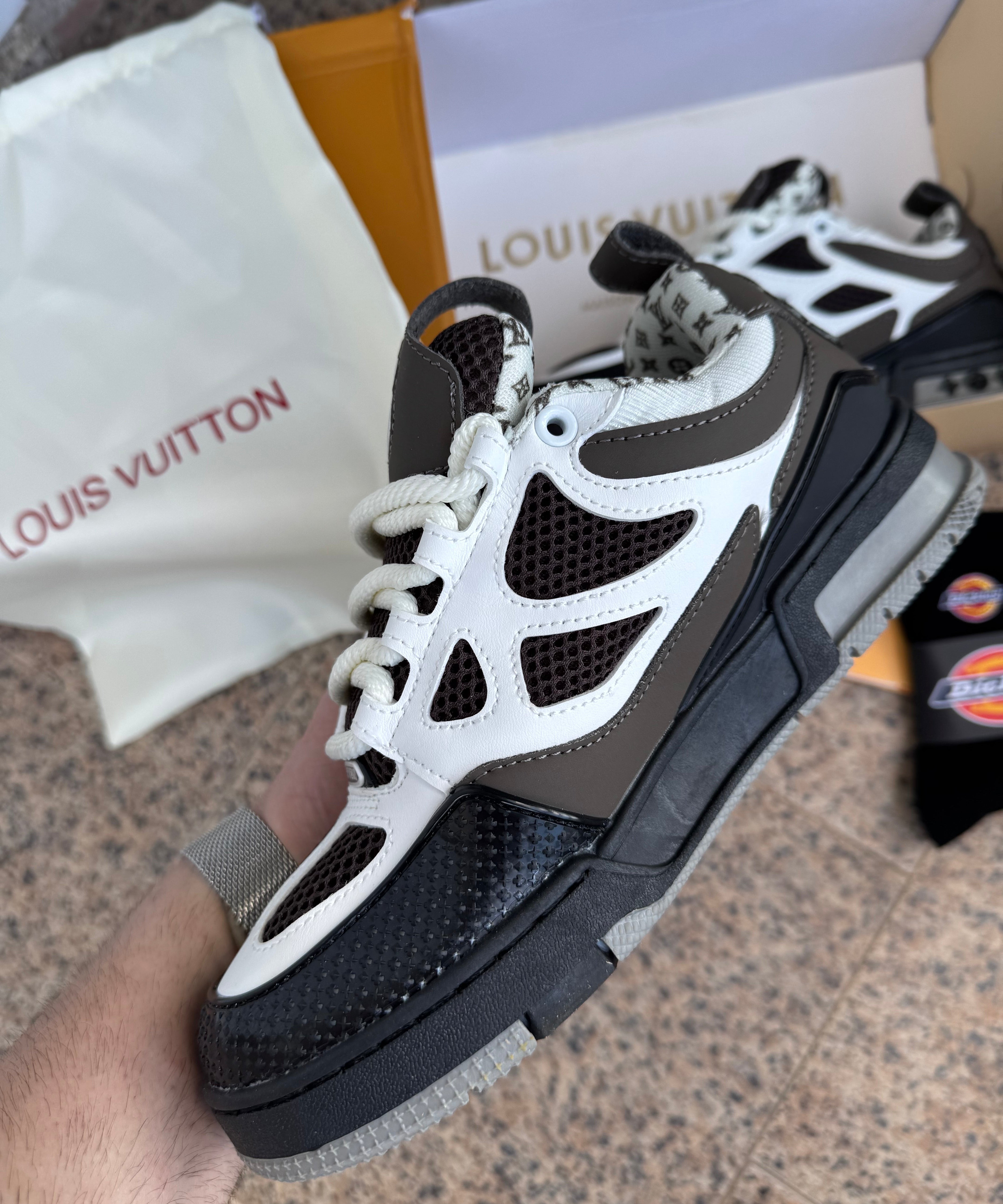Skate Black/Brown/White