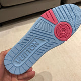 Trainer Blue