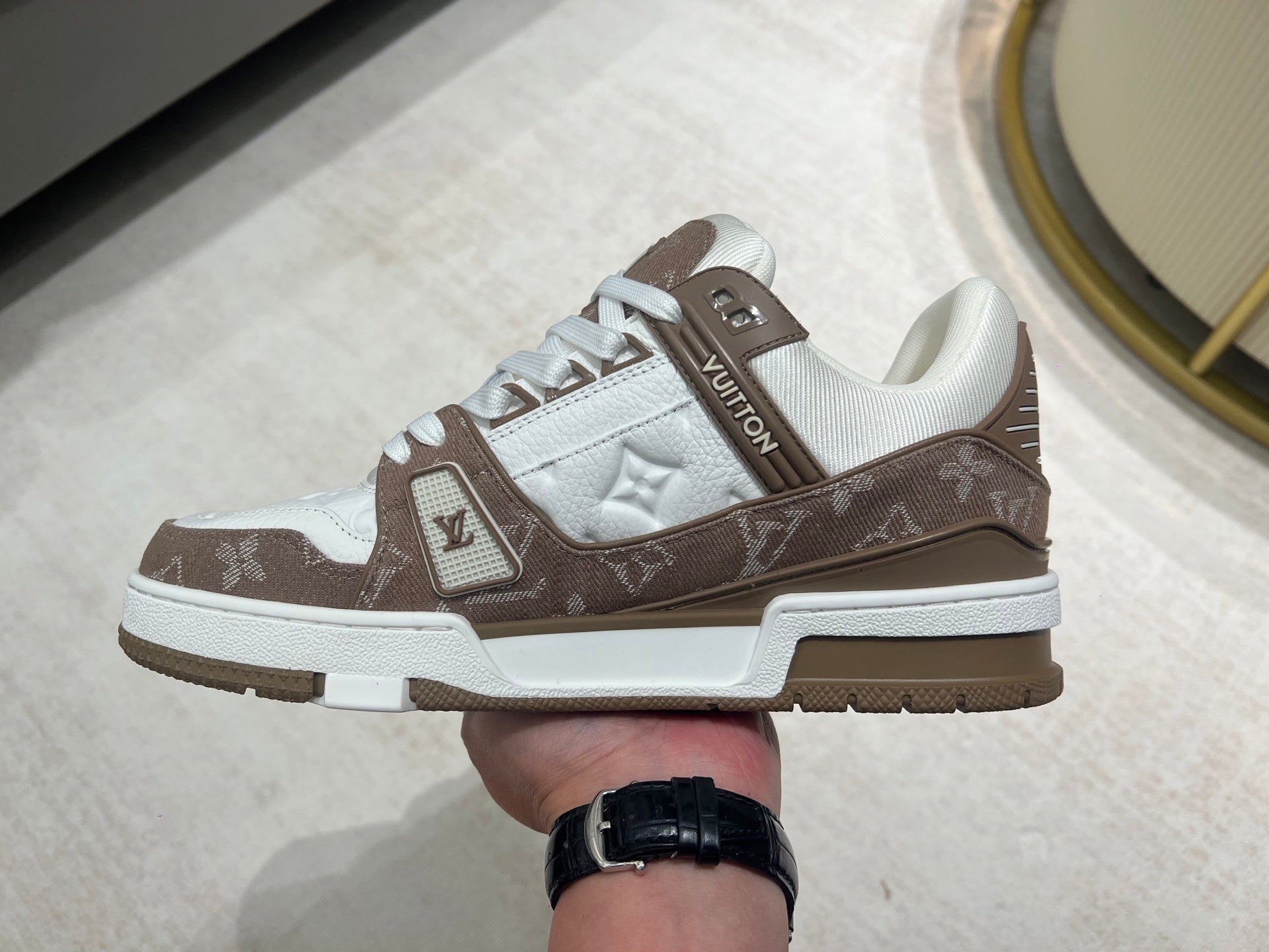 Trainer White and Brown