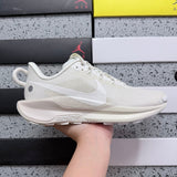Pegasus Trail 5 Triple White