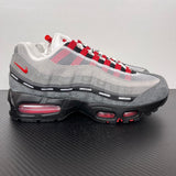 95 Undefeated Black Red