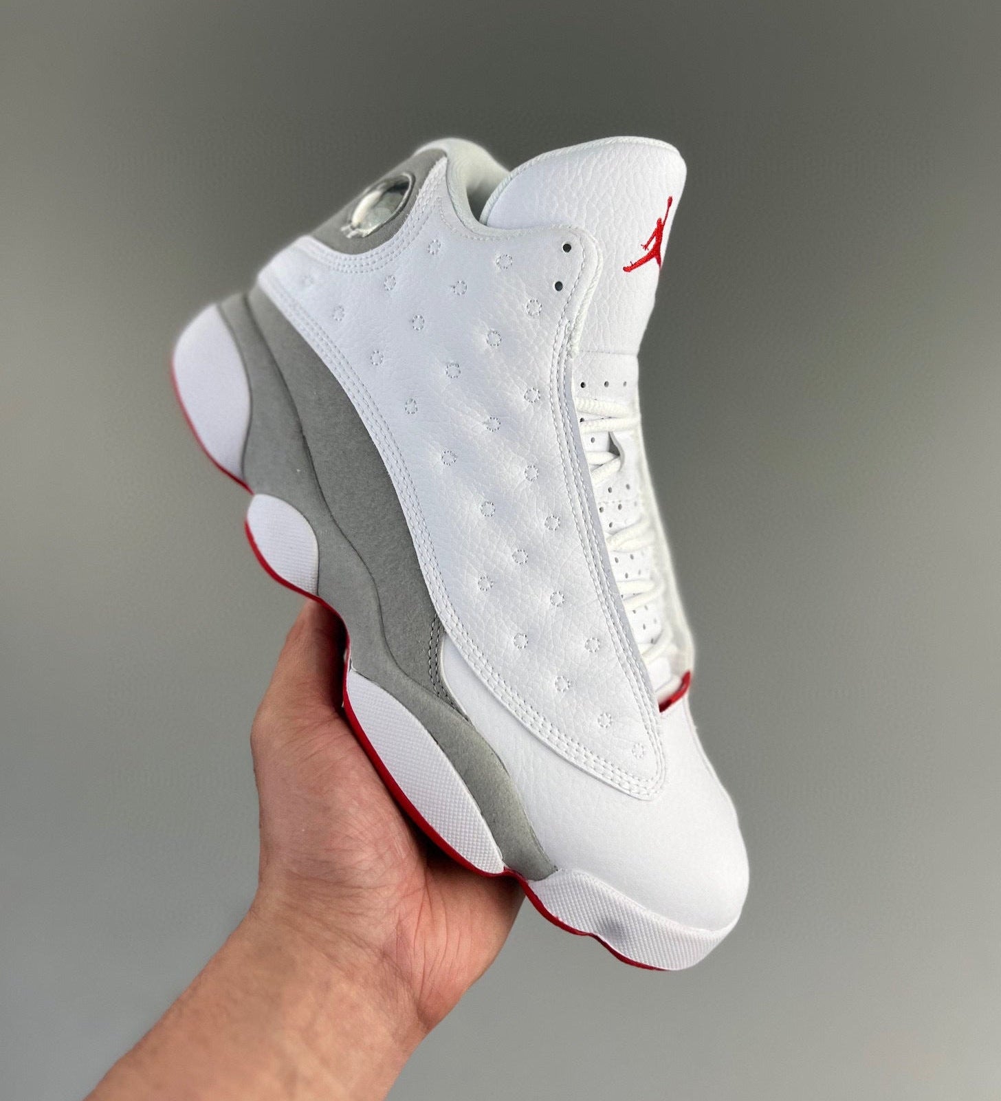 13 Wolf Grey