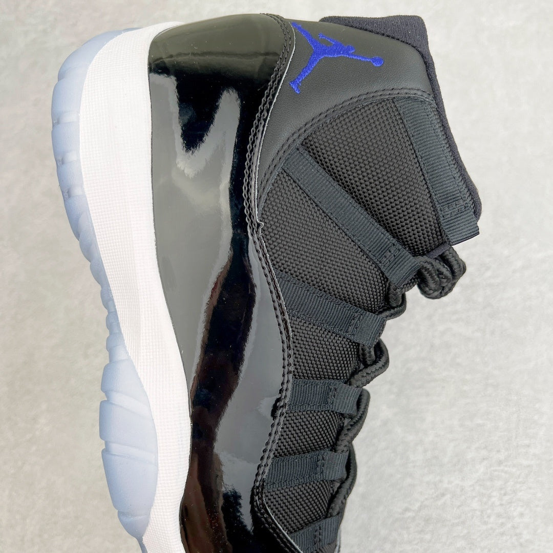 AJ11 high top slam dunk