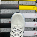 GEL-NIMBUS 28 Grey/White