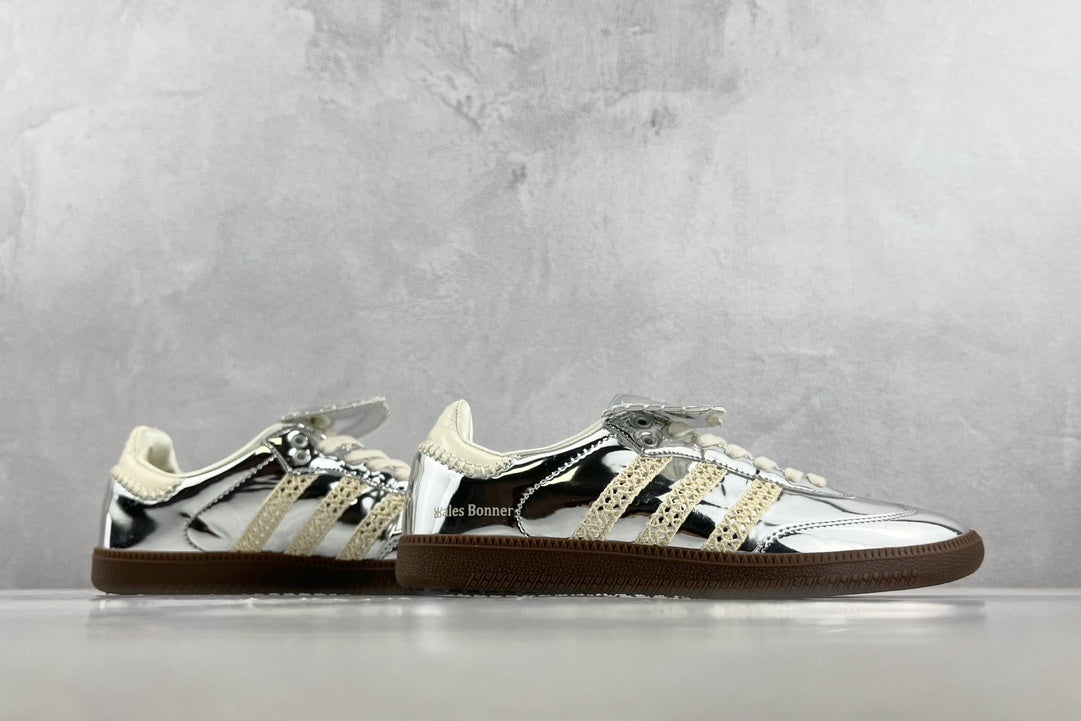 Samba Silver Wales Silver Metallic