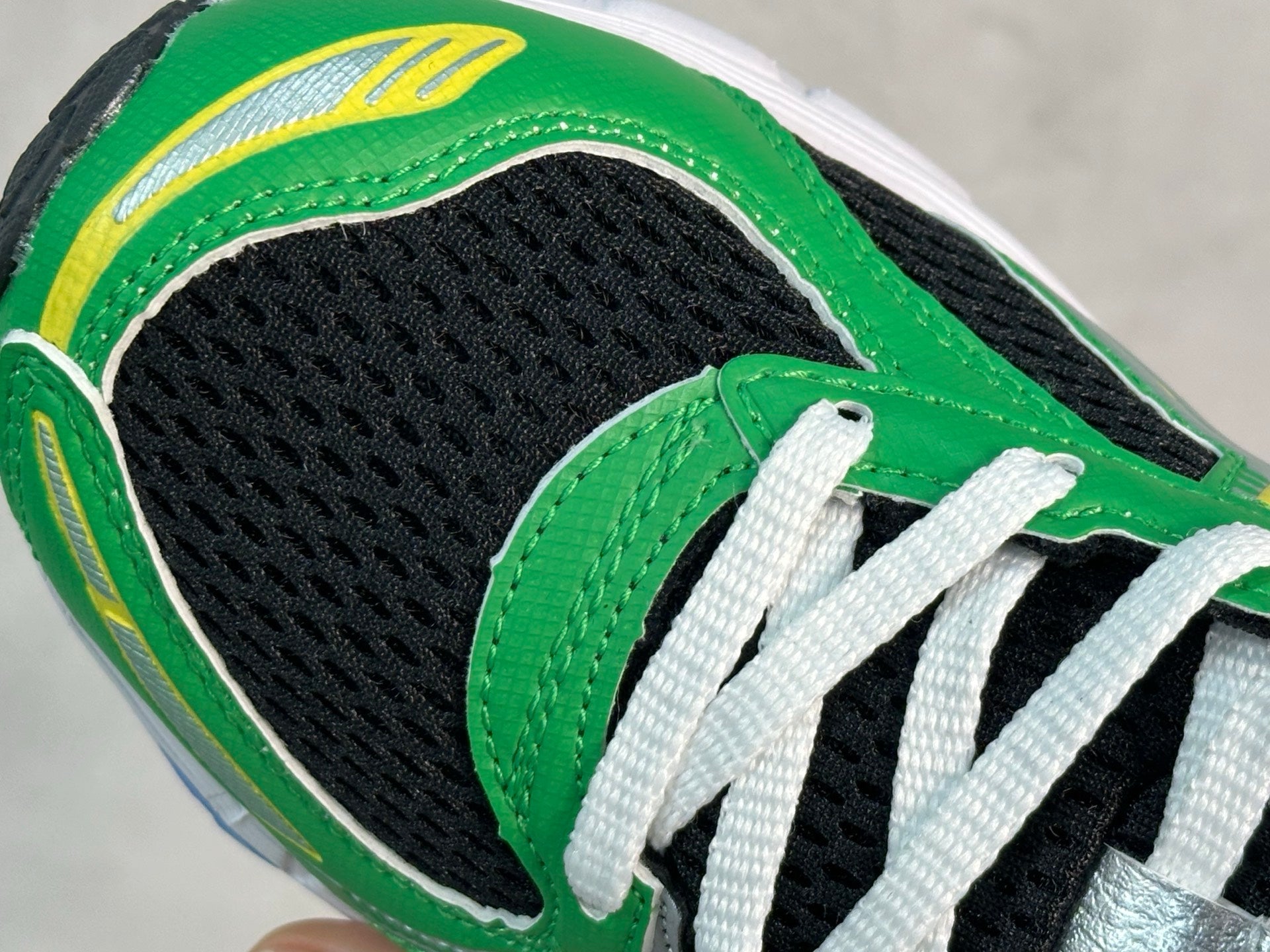 GEL-Kayano 12.1 Green/Black
